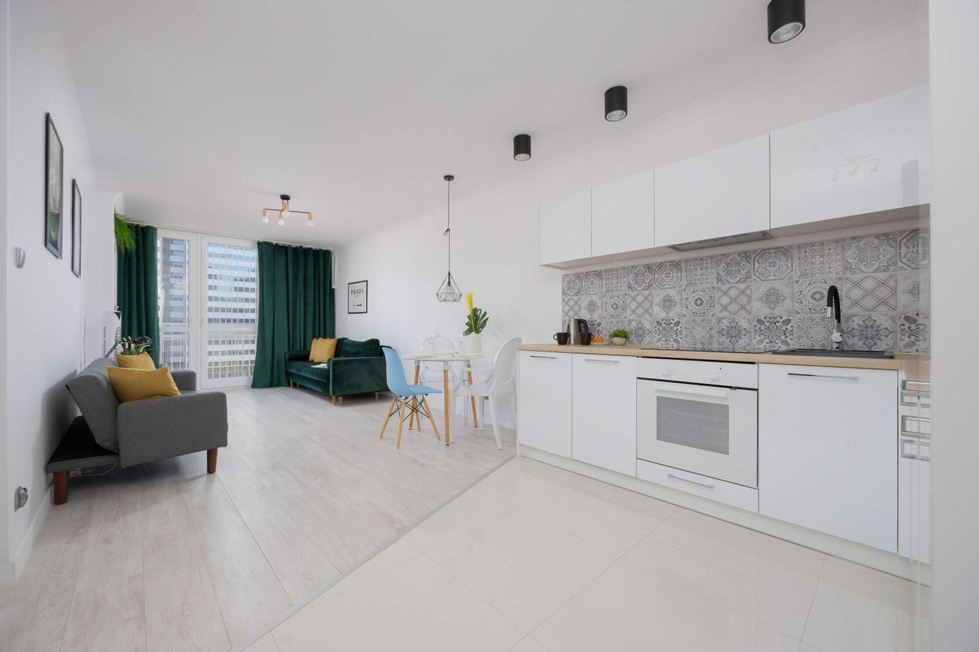 Modern Grzybowska Near Hala Mirowska By Renters Apartament Warszawa
